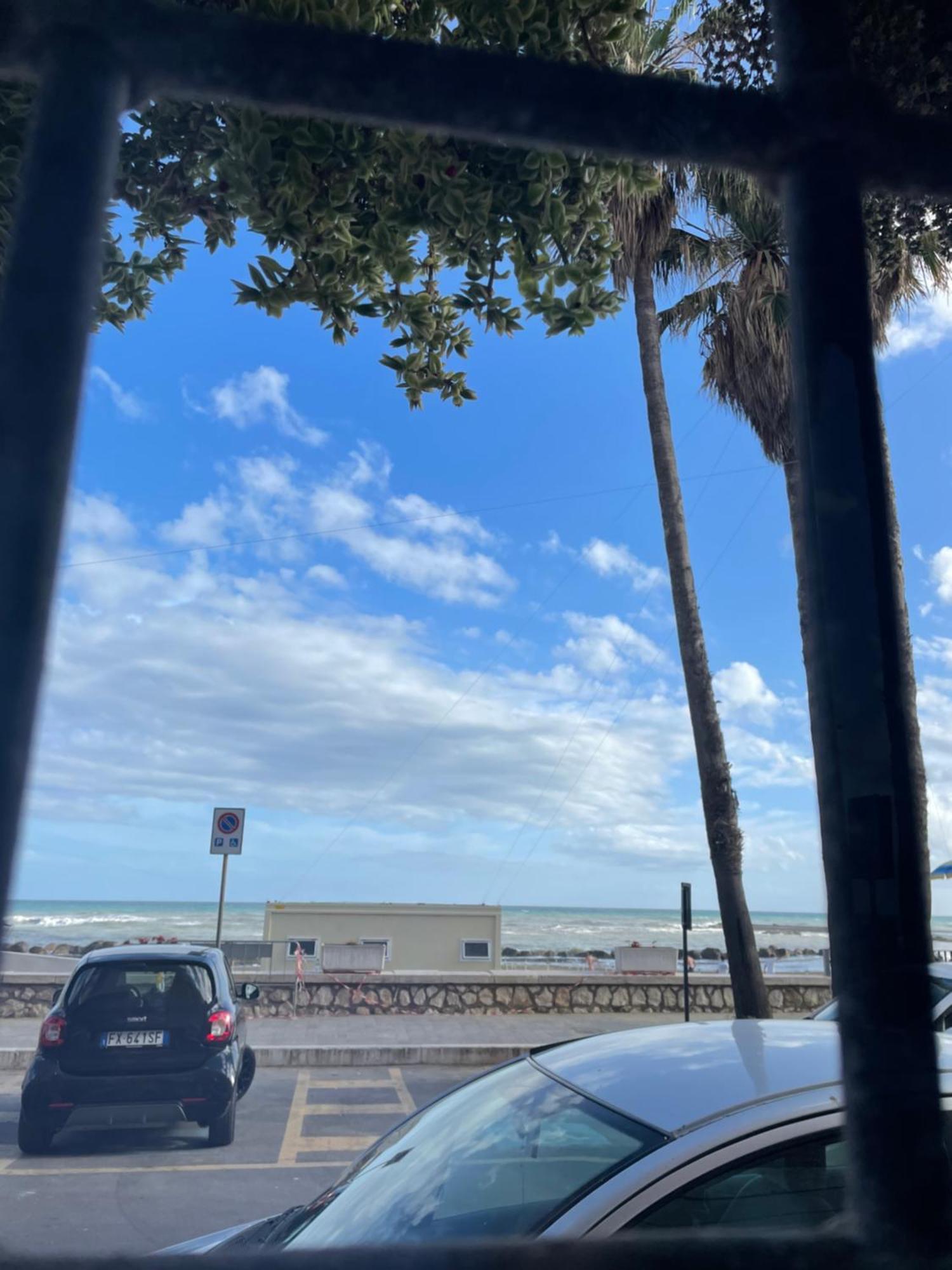 La Baia Lägenhet Anzio Exteriör bild